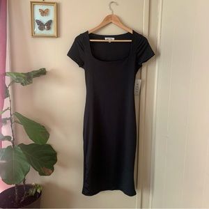 Gaze Knee Length Short Sleeve Knee Length Dress Size M